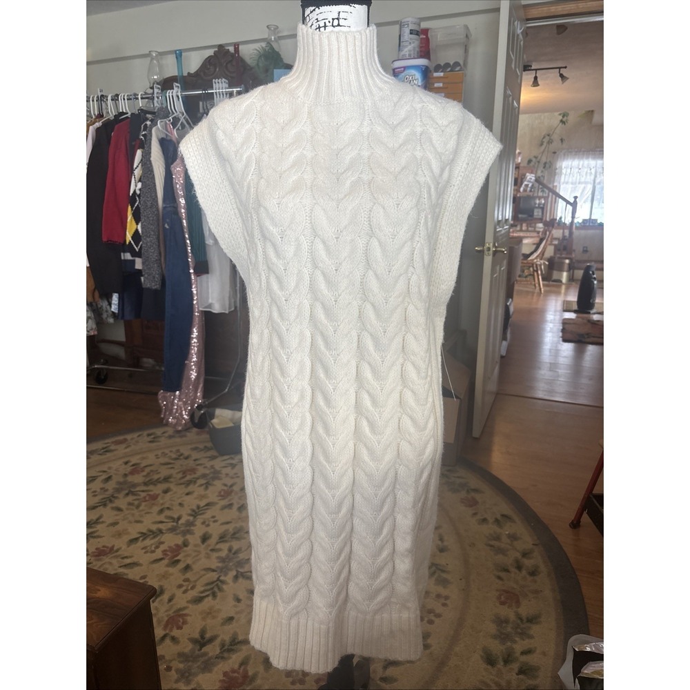 Anna Grace White Sleeveless Cable Knit Sweater‎ Dress Medium NWT